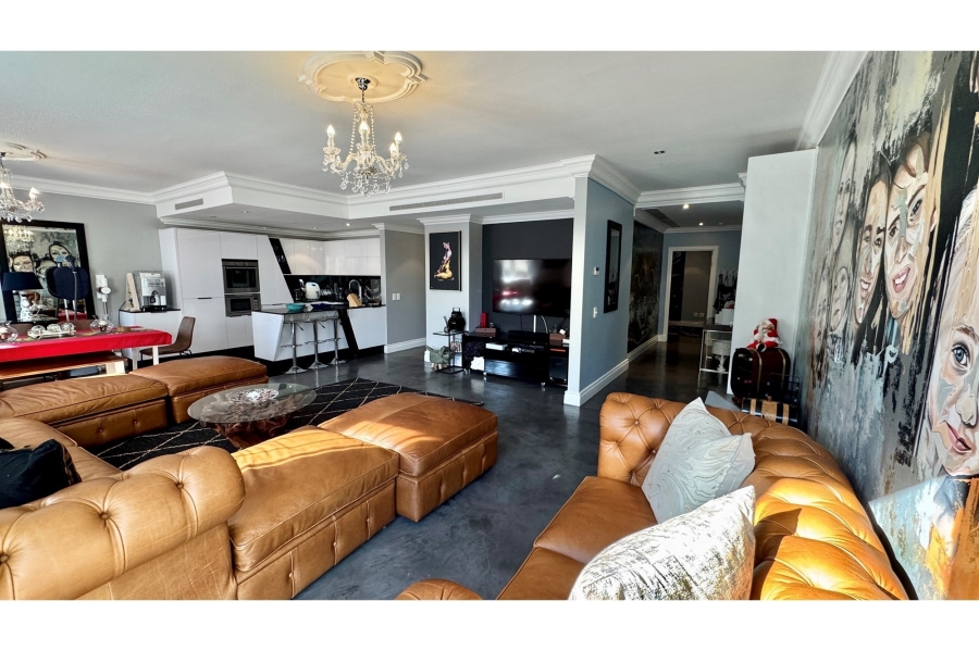 To Let 2 Bedroom Property for Rent in Green Point Western Cape
